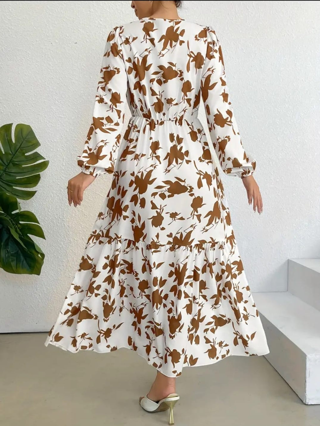 vestido blanco y cafe