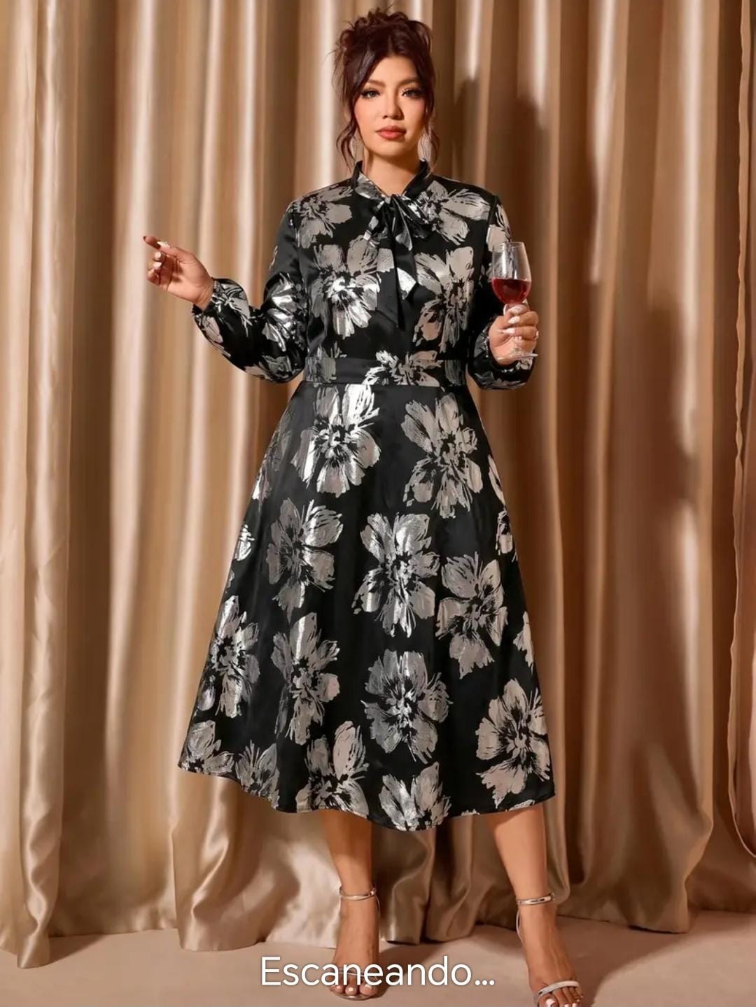 Vestido negro plateado