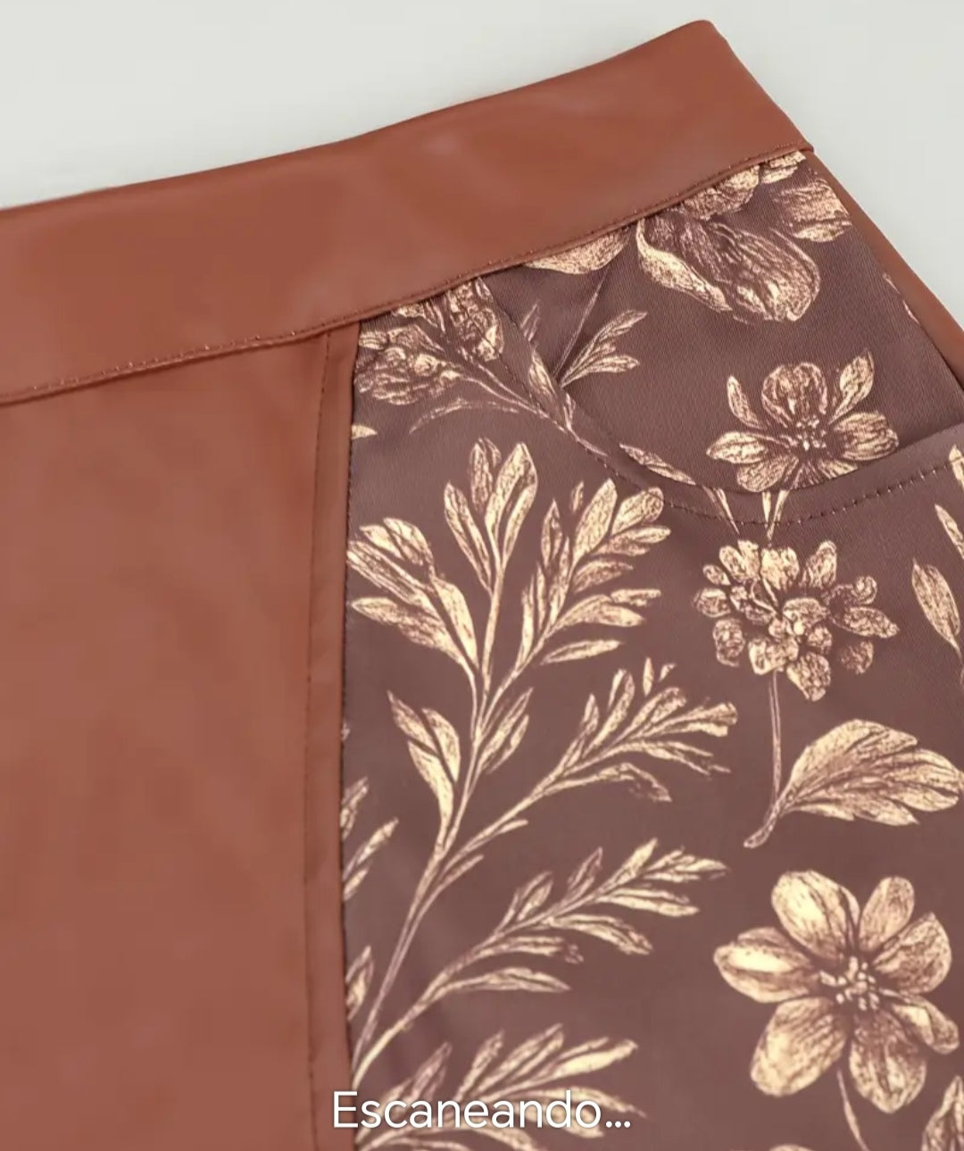 PROMOCION! : Falda Cuerina Café