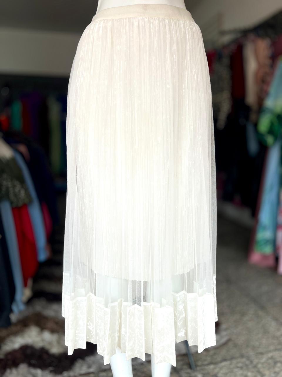 Falda Plizada Blanco en Tul-Gamuza